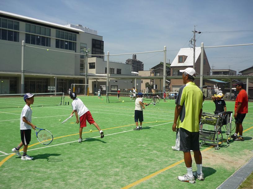 テニス教室(ジュニア)